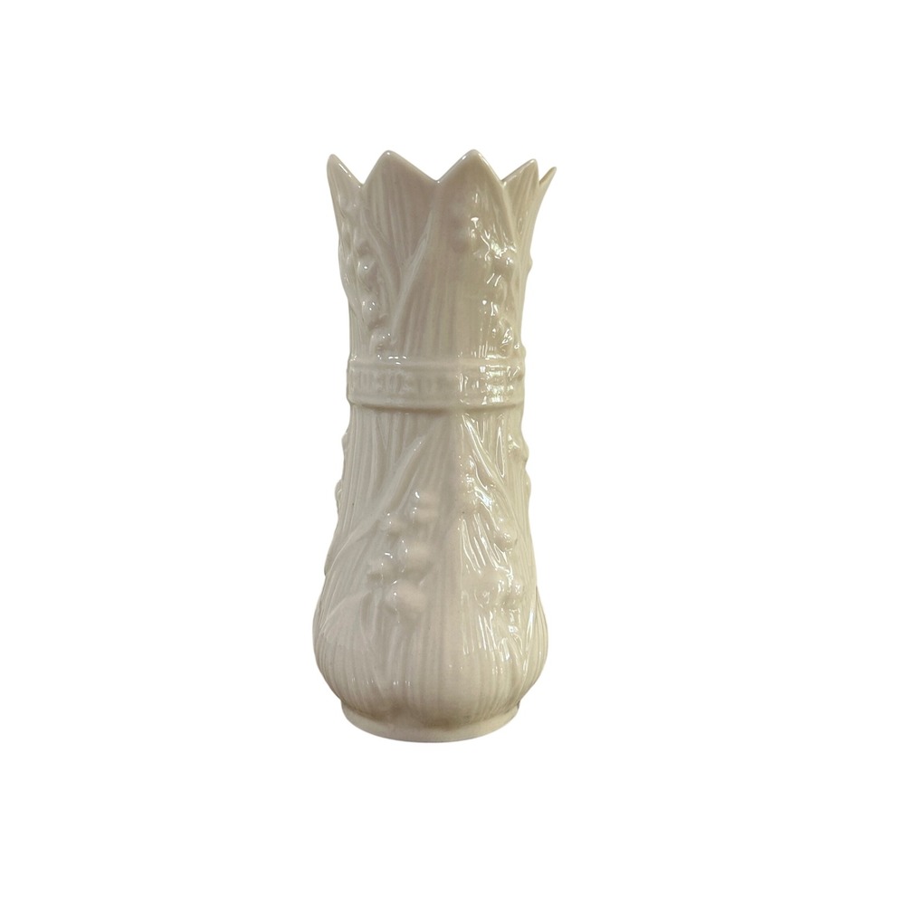 Belleek Lily of the Valley Vase 7" Cream Lustre Irish Porcelain Bud Vase